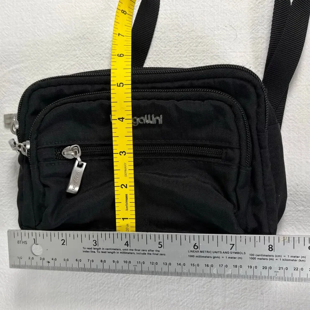 Baggallini Triple Zip Bagg Black Nylon Crossbody Travel Organizer Adjustable
